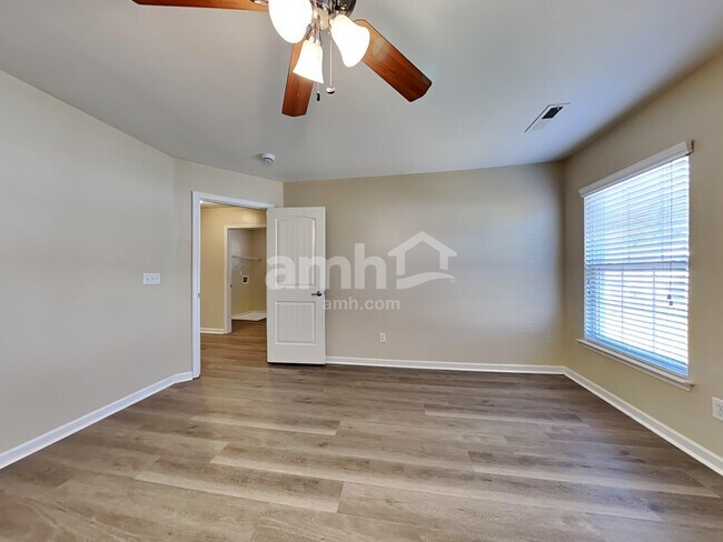 Building Photo - 138 Kimberton Ave