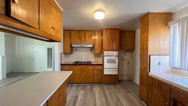 Building Photo - 21225 Wigwam Rd