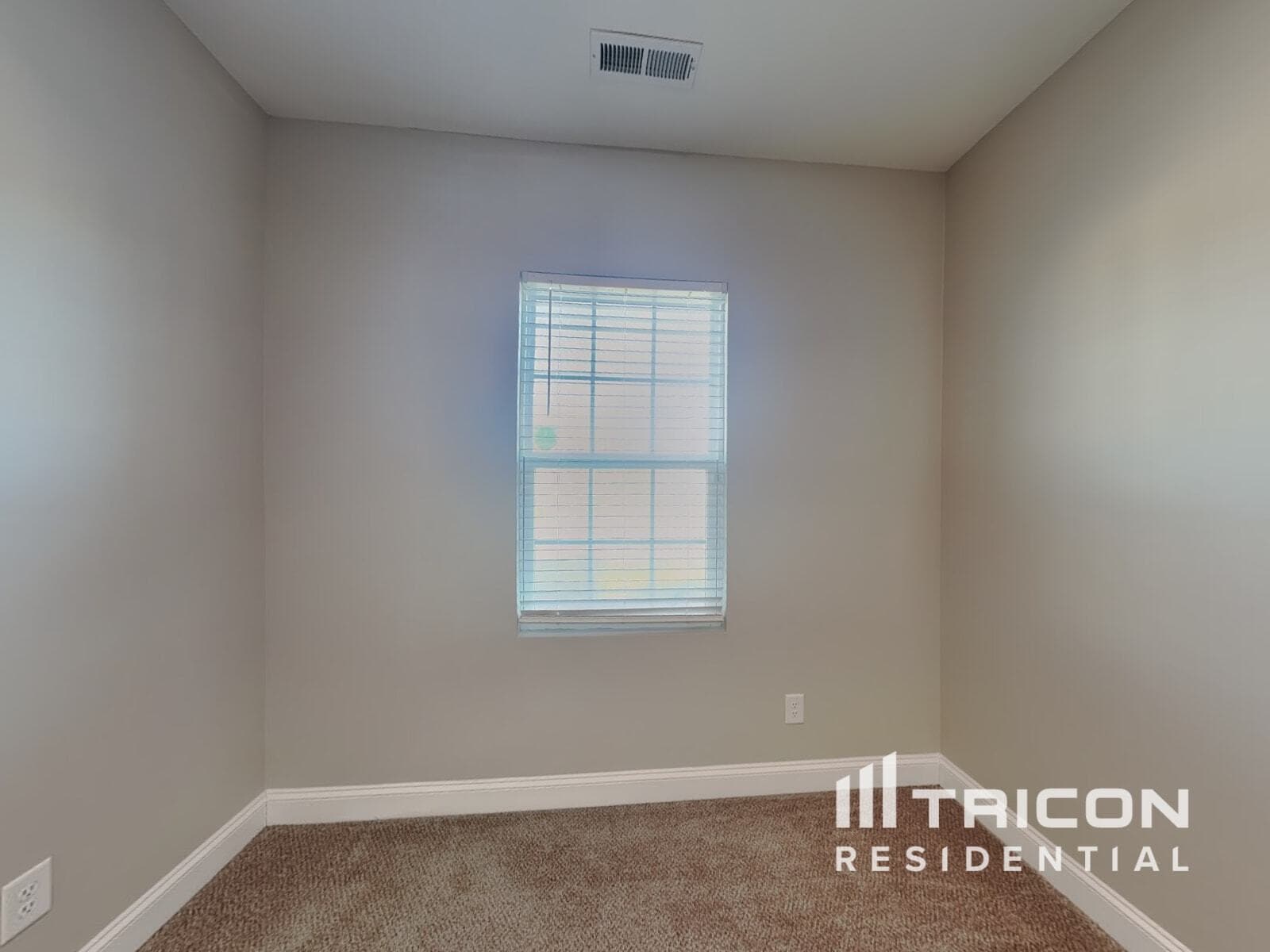 Building Photo - 505 Legacy Dr