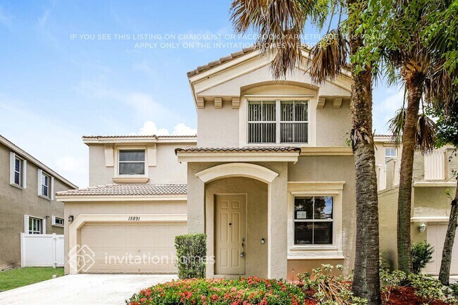 Building Photo - 15891 SW 48th Manor