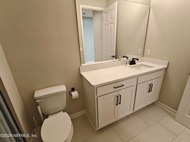 Building Photo - 1876 Amberly Dr