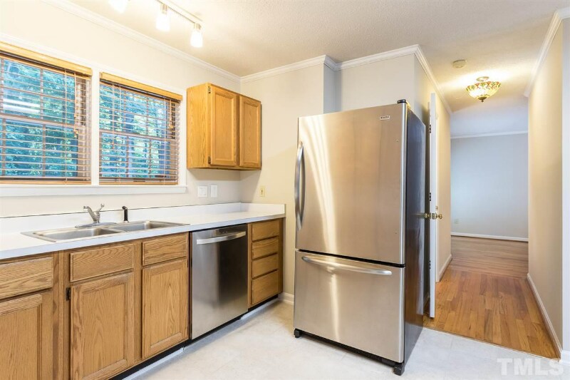 Building Photo - 1215 Carpenter Fletcher Rd