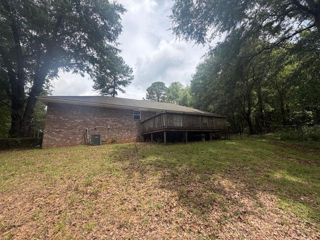 Building Photo - 30 Spanish Moss Cir