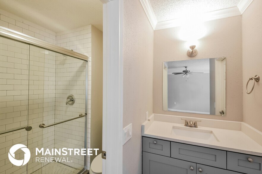 Building Photo - 5119 Sirretta Dr