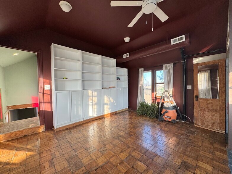 Building Photo - 1539 Madison Ave