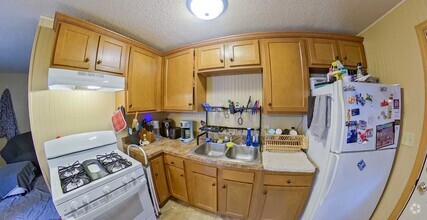 Building Photo - 3D Tour Available - Washer & Dryer Include...