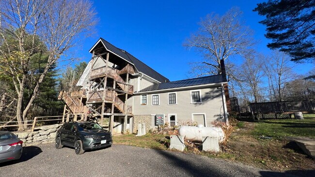 Building Photo - 13 Tavern Wy