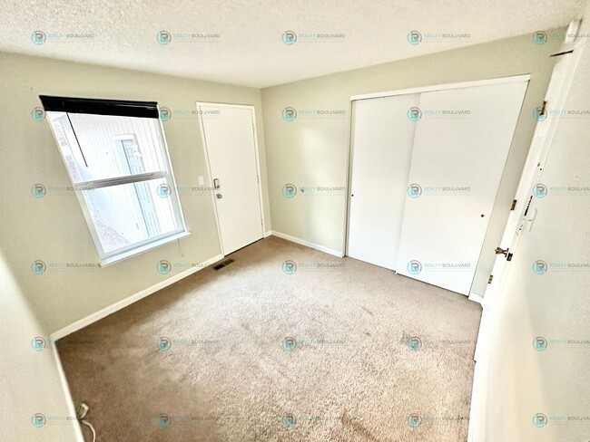 Building Photo - $1000.00 Off Move-In Costs! Charming 3-Bed...