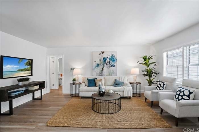 Building Photo - 3116 W 135th St