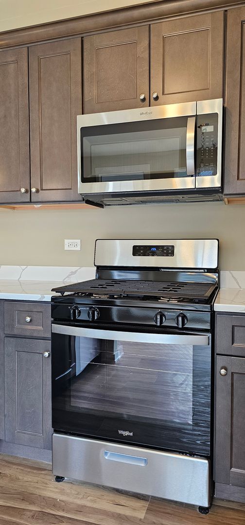 Building Photo - Emery Oak-2Br/2Ba Rental Home-First Floor