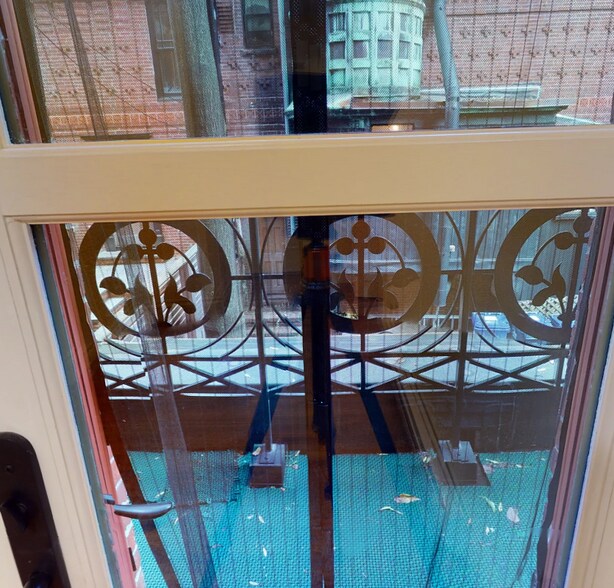 Unit 1 - 197 Commonwealth Ave