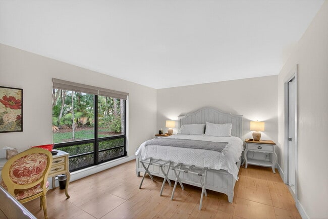 Building Photo - 611 Brackenwood Cove