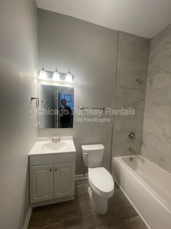 Building Photo - 2624 W 24th St