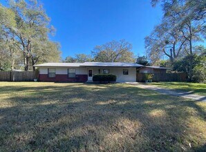 Building Photo - 155 SW 265 Terrace