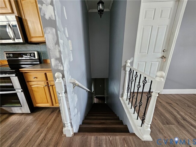 Building Photo - 5195 Lennie Rd