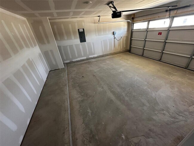 Building Photo - 456 Sandringham Lp