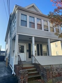 Building Photo - 24 Parlin St