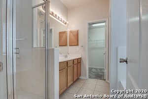 Building Photo - 1355 Pinnacle Falls