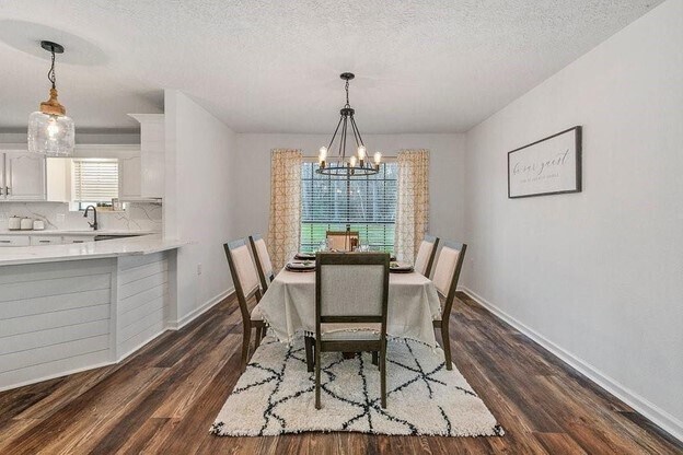 Building Photo - 25228 US-165