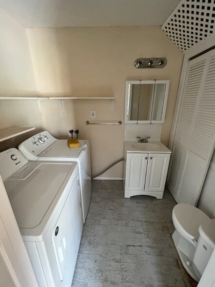 Building Photo - 12219 Rambler Rd