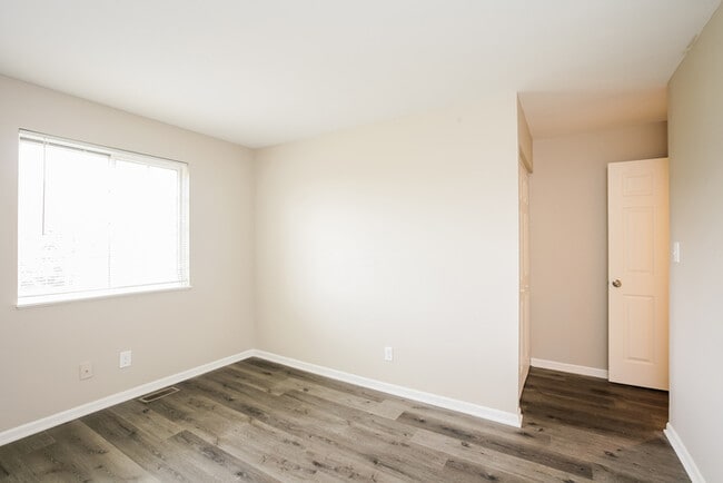 Building Photo - 181 Southridge Ln