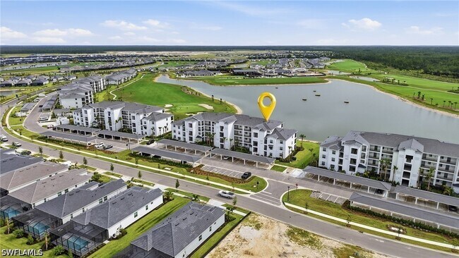 Building Photo - 15375 Grn Acrs Ave