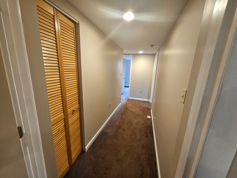 Building Photo - 122 Lackawanna Ave