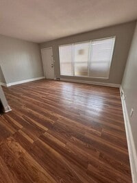 Building Photo - 4 bedrooms 1 Full bathroom. The house is very spacious living room, dining room and full kitchen ...