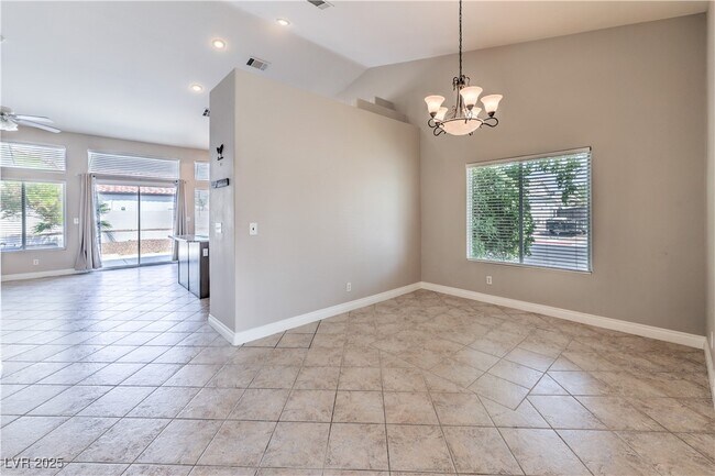 Building Photo - 4765 Calavo St