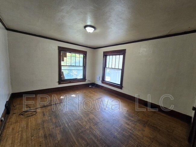 Building Photo - 120 Harrison St