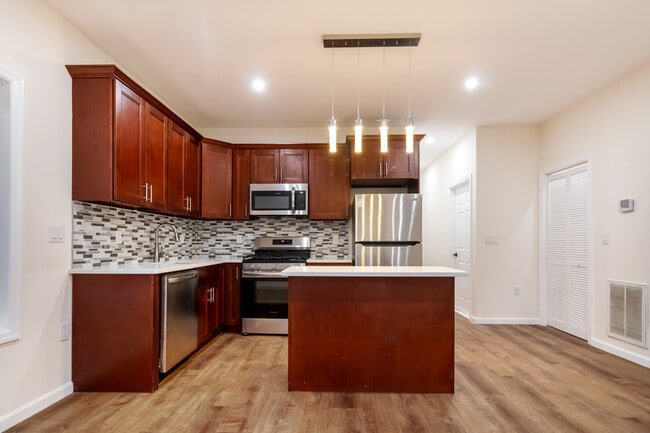 Building Photo - 55 Mercer St