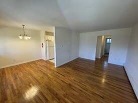 Building Photo - 56 Myrtle Ave