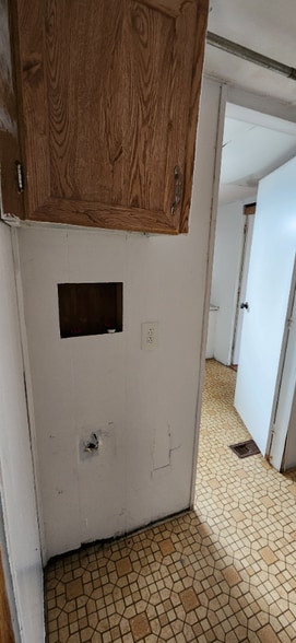 Building Photo - 27511 US-31