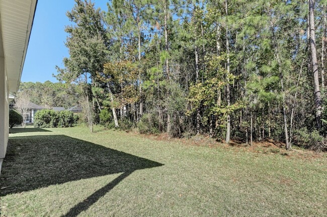 Building Photo - Great 4 bedroom/ 3 bathroom home in St Johns Golf and Country club for rent!