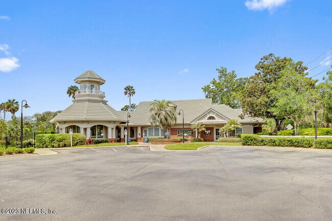 Building Photo - 400 Sandiron Cir