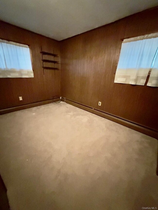 Building Photo - 107 Ball Park Ln