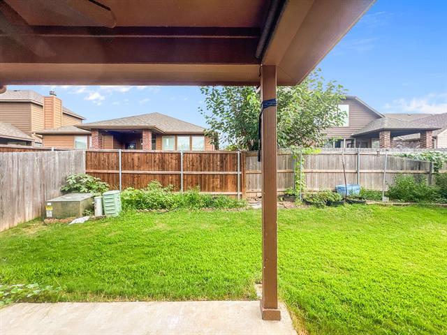 Building Photo - 4604 Sleepy Meadows Dr