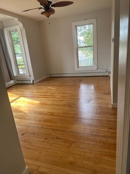 Building Photo - 31 Lyman St