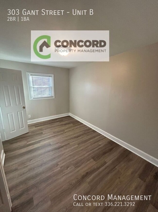 Building Photo - 303 Gant St