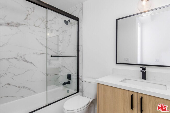 Building Photo - 11241 Morrison St