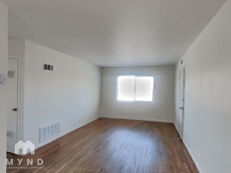 Building Photo - 538 Madison Ave