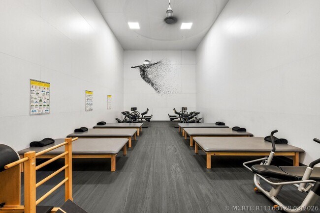 Building Photo - 5236 Via De Amalfi Dr