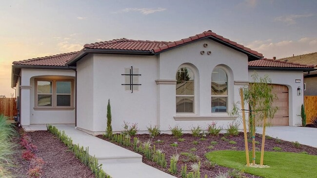 Primary Photo - Granville Home for Rent in Deauville East, Clovis, CA