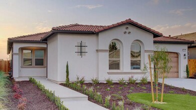 Building Photo - Granville Home for Rent in Deauville East, Clovis, CA