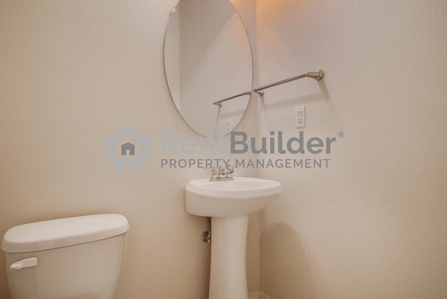 Building Photo - CALL US TODAY AT (505) 808-6467 TO SCHEDUL...