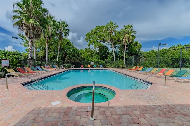 Building Photo - 571 Shoreham Ct NE