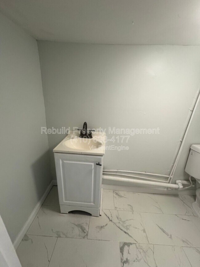 Building Photo - 3706 Gelston Dr