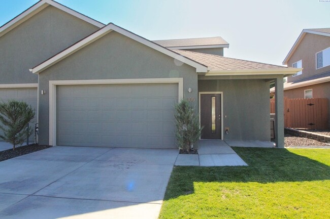 Primary Photo - 3 Bed/2.5 Bath Townhouse in Kennewick