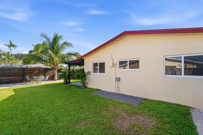 Building Photo - 2908 NW 48th St