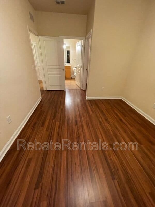 Building Photo - 8290 Gate Pkwy W